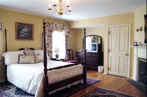 Montague Inn Saginaw Εξωτερικό φωτογραφία