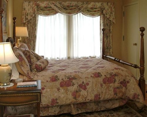 Montague Inn Saginaw Εξωτερικό φωτογραφία