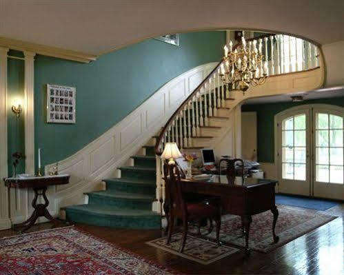 Montague Inn Saginaw Εσωτερικό φωτογραφία