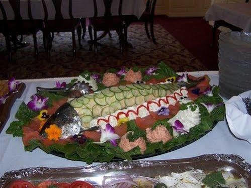 Montague Inn Saginaw Εξωτερικό φωτογραφία
